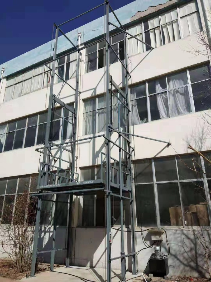 广西室外贴墙货梯
